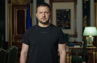 Коли наші люди роблять усе можливе й неможливе для перемоги, будь-яке внутрішнє зрадництво викликає лють, – Зеленський