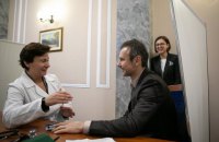 Вакарчук зробив щеплення від дифтерії і підписав декларацію із сімейним лікарем