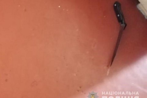 В Обухове полиция задержала мужчину, который ножом ранил родственника во время застолья