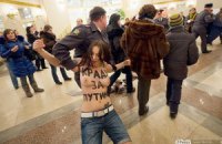 Путин сожалеет, что не видел акцию FEMEN в день выборов