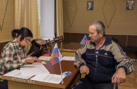 “Паспорт не потрібен, прийдемо з автоматом додому”, – Гайдай розповів про “референдум” на Луганщині