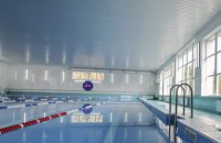 На спортбазе "Олимп" в Кременной открыли бассейн и зал для тяжелой атлетики