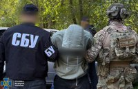 Правоохоронці заблокували ще 7 каналів підпільного збуту зброї в Україні