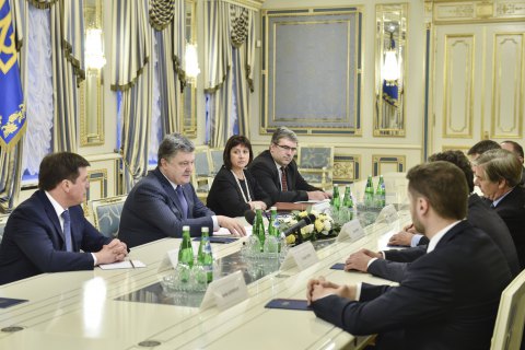 Порошенко пообіцяв не допустити дострокових парламентських виборів