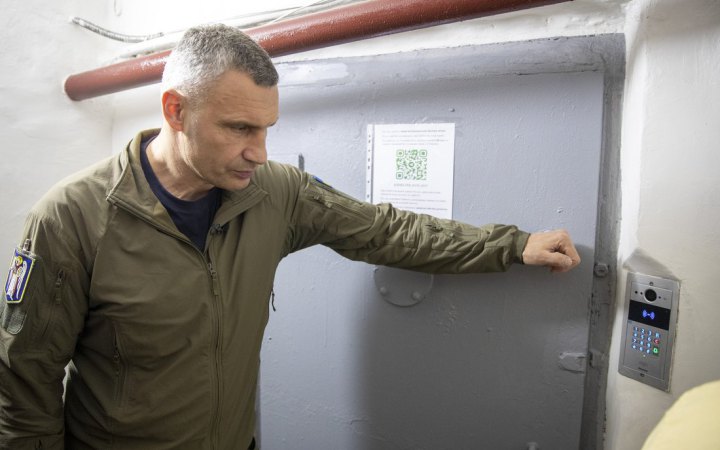 "Нема ДБН-ів", – Кличко про те, чому в Києві не будують укриття на зупинках