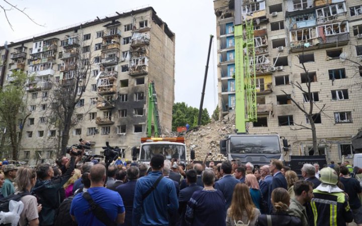 Головне за вівторок, 17 червня: наслідки масованої атаки на Київ, бої на Покровському напрямку, новий Генпрокурор