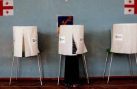 На парламентских выборах в Грузии лидирует правящая партия, - экзит-полы