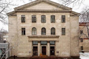 В центре Киева горел склад возле Дома архитекторов (Обновлено)