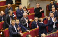 Земля: с мораторием, но без антирейдерского закона 