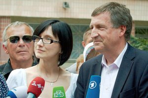 Немецкому врачу не хватает секретности в общении с Тимошенко