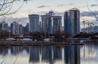 Депутат Киевсовета обвинила Кобзона и Табачника в присвоении пляжа на берегу Днепра