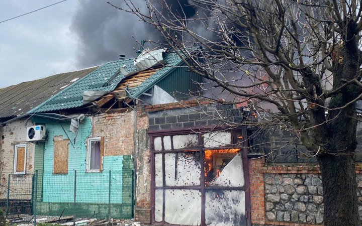 Росіяни атакували Дніпропетровщину дронами та артилерією