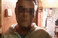 В Киеве задержали мужчину, который с ножом нападал на прохожих