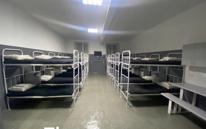 ​У Київському СІЗО відремонтували камеру на 20 осіб за кошти від VIP-камер