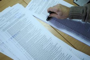 Суд дозволив ЦВК друкувати бюлетені без Тимошенко і Луценка