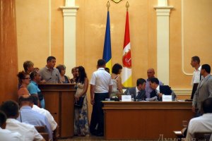 Работники одесских рынков взяли штурмом горсовет