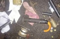 Под Киевом поймали искателя боеприпасов со стреляющим зонтом