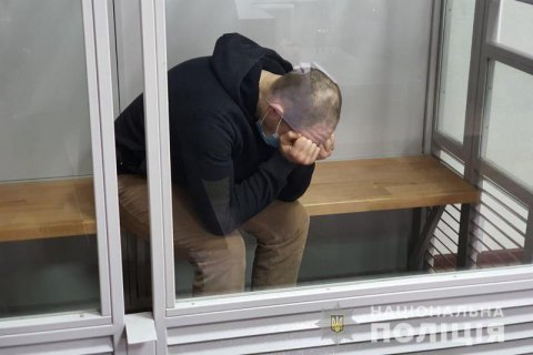 Житель Винницы получил пожизненное за убийство матери, бывшей жены и двух детей
