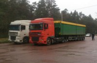 Полиция не пустила в Глухов грузовики с львовским мусором (обновлено)