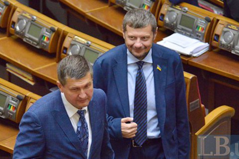 Мосийчук задекларировал коллекцию старинного холодного оружия