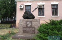 В Марганце преступник со стрельбой сбежал из суда