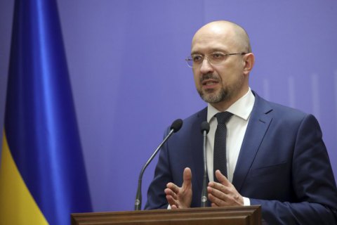 Шмыгаль: карантин продлят до 22 мая, с 11 мая ограничения ослабятся 