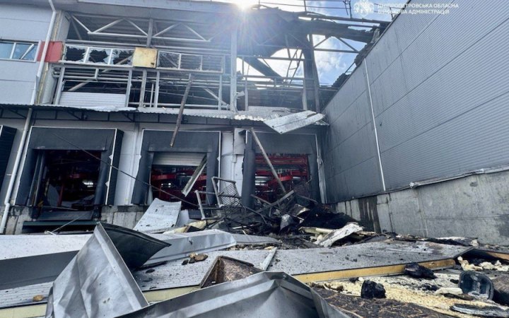 Росія вранці атакувала логістичну компанію в Дніпропетровській області, вночі била по 5 районах
