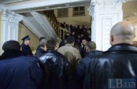 В Николаевской области "Беркут" украл победу у оппозиционера 