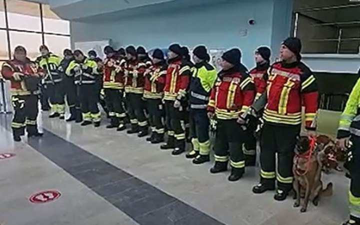 Перша група рятувальників ДСНС прибула до Туреччини