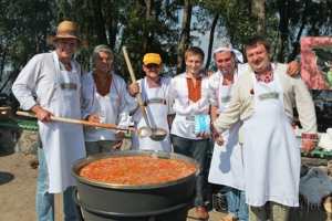 В Черкассах прошел фестиваль борща