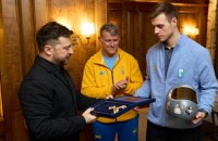 Президент України зустрівся з українським скелетоністом Владиславом Гераскевичем та нагородив його Орденом Свободи