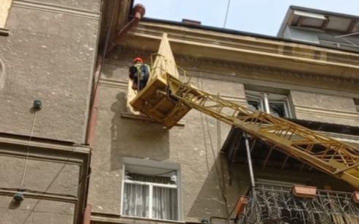 ​Внаслідок  обстрілів у Миколаєві пошкоджено три багатоповерхівки та водопровідну мережу 
