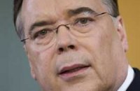 Экс-премьер Исландии оказался на скамье подсудимых