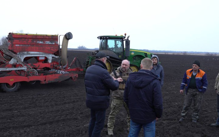 Україна почала вже другу посівну за час війни, - Шмигаль
