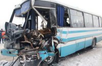 В Житомирской области фура столкнулась с рейсовым автобусом