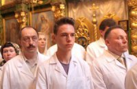 У Сімферополі освятили медичні халати