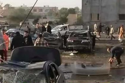 65 человек погибли при взрыве бомбы в тренировочном лагере полиции в Ливии