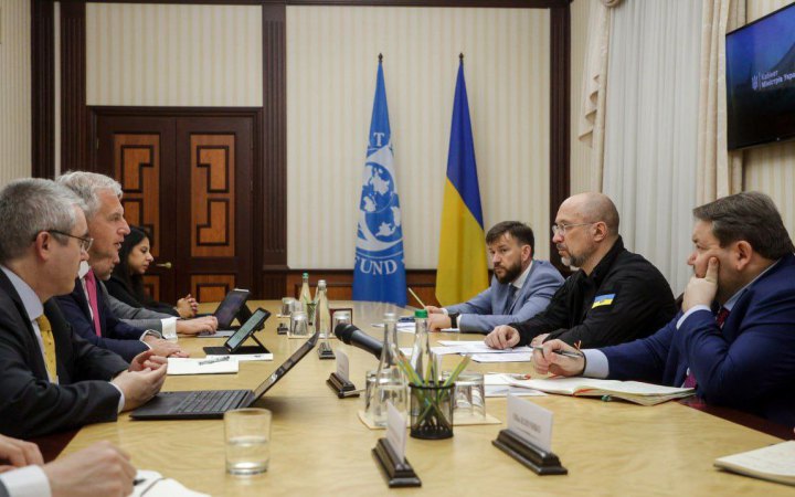 Шмигаль зустрівся з директором Європейського департаменту МВФ