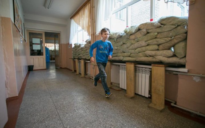 Київрада вилучила російську мову з освітніх програм комунальних дитсадків і шкіл