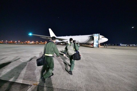 Японія передала Україні бронежилети, шоломи та інше захисне спорядження для ЗСУ