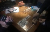 В Днепре адвокат вымогал у бизнесмена $25 тыс. на взятку судье