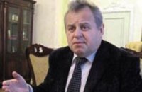 Кандидат в депутаты после провала на выборах отобрал у школьников подаренные им компьютеры 