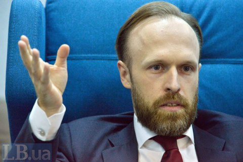 Филатов считает претензии по продаже УМХ политически мотивированными