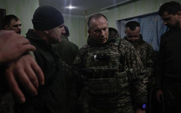 Штурмові загони "Вагнера" намагаються прорвати оборону і просунутися до центру Бахмута, – Сирський