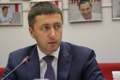 Нардеп Лабазюк подрался с сотрудником СБУ во время обыска в Хмельницком