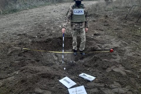 Российские наемники обстреляли Болотене в Луганской области и повредили дома и линию электропередачи