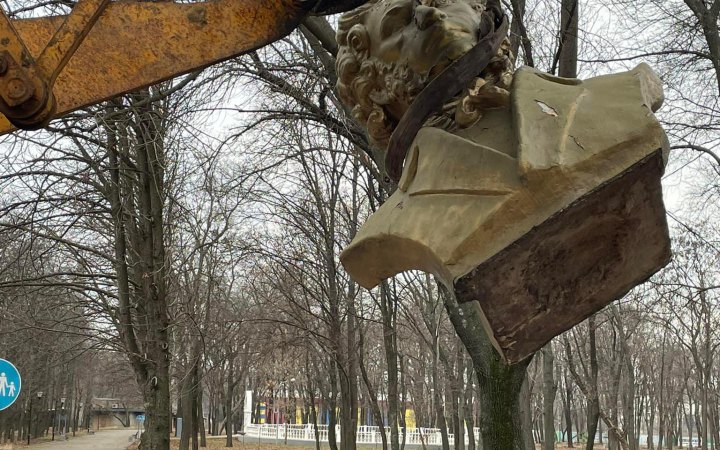 У Краматорську не стало пам'ятника Пушкіну 