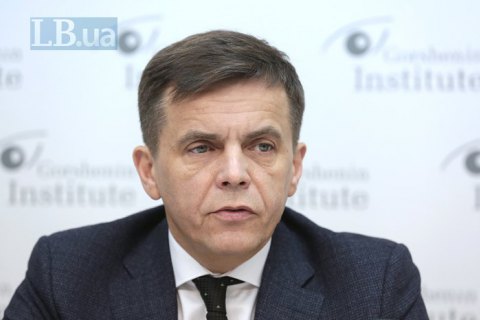 Прежде чем вносить изменения в Конституцию, следует принять Муниципальный кодекс, - мэр Житомира 