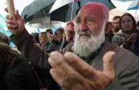 Более 10 тысяч крымчан собрались на траурный митинг в Симферополе