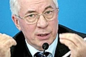 Азаров посоветовал Тимошенко разобраться з "лозинщиной", а не отбирать дачу у Януковича